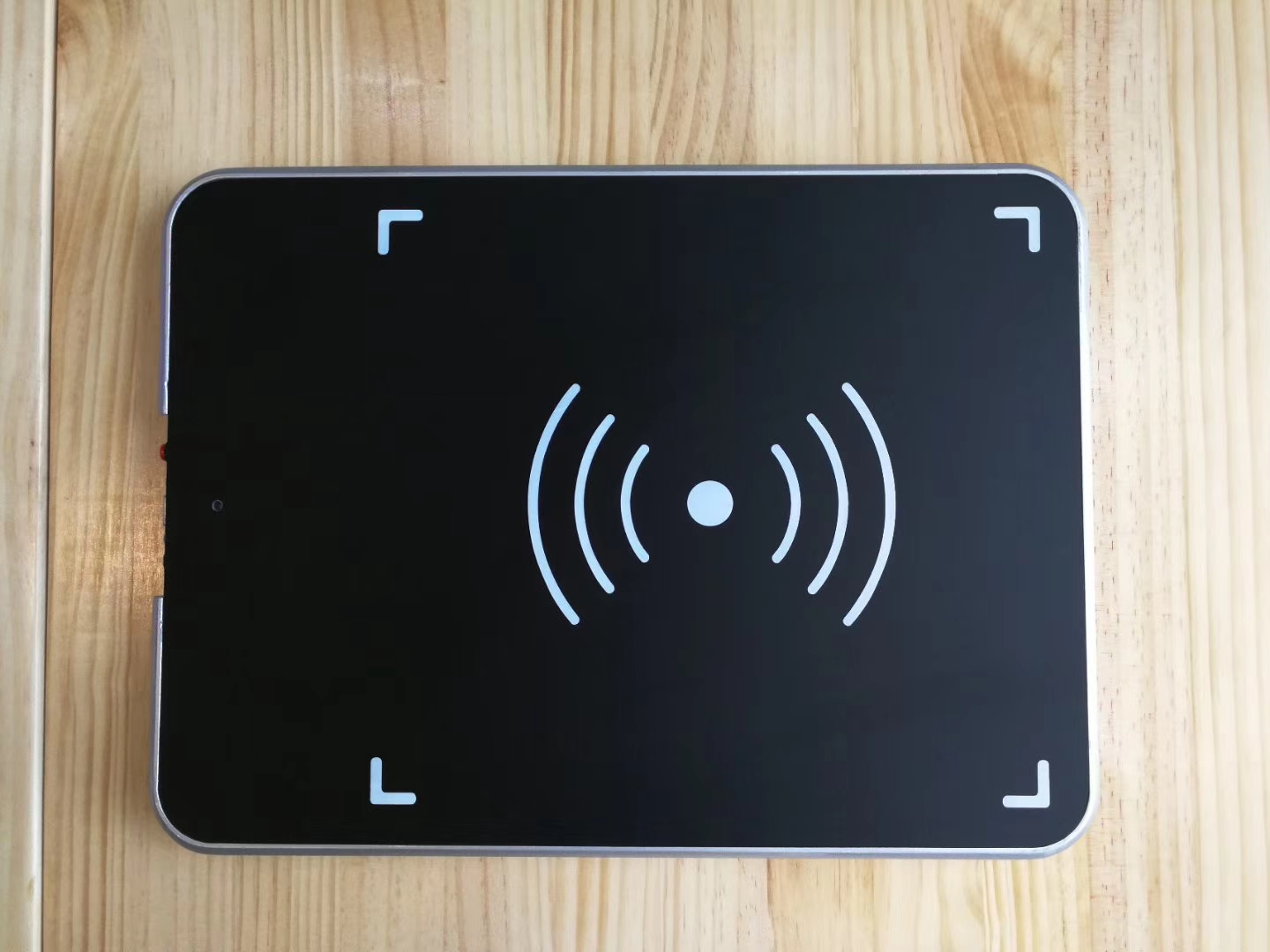 RFID快速結(jié)算餐飲*機(jī) 無人售貨店快速結(jié)算器