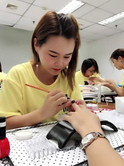 美甲學(xué)校圖片/美甲學(xué)校樣板圖 (3)