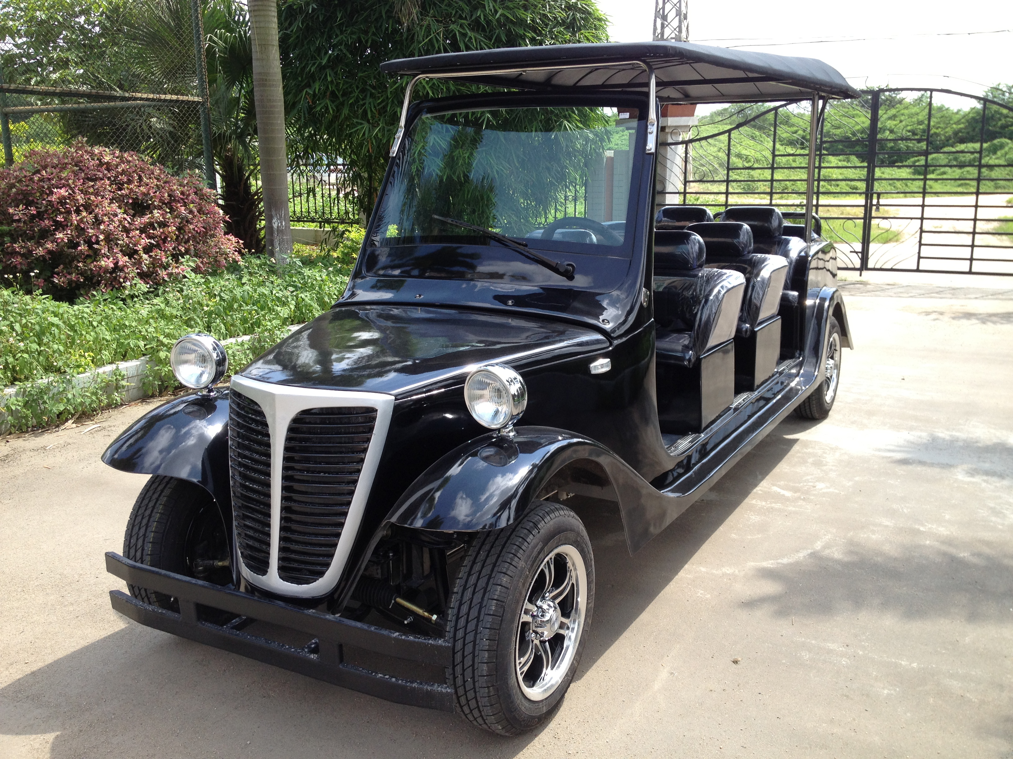 鑫躍牌八座老爺車(chē)XY-B款電動(dòng)車(chē)圖片/鑫躍牌八座老爺車(chē)XY-B款電動(dòng)車(chē)樣板圖 (3)
