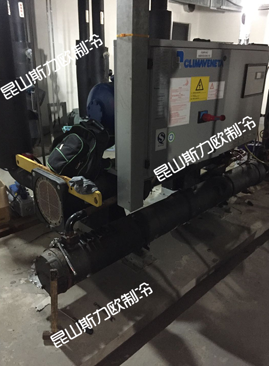 克萊門特地源熱泵機(jī)組維修保養(yǎng)圖片
