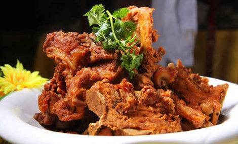 自助大骨頭火鍋圖片