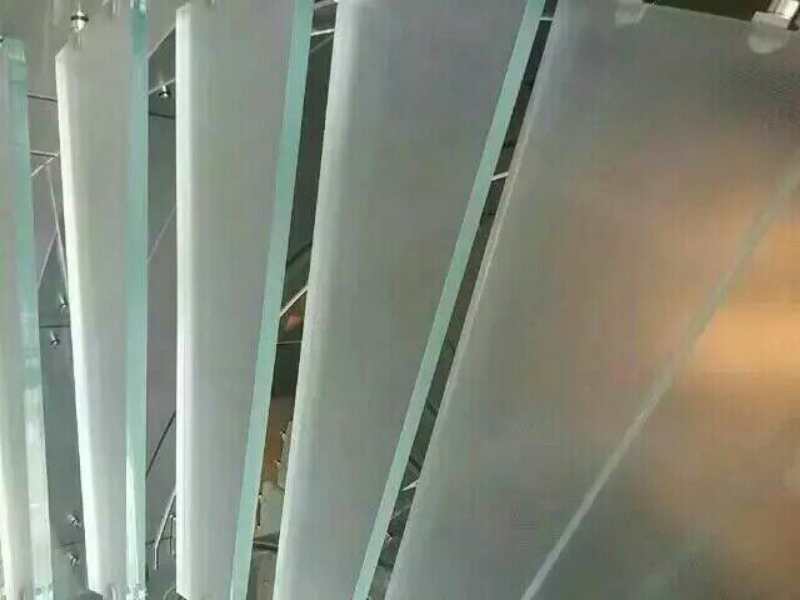 供應(yīng) 防滑玻璃防火玻璃可視玻璃夾絲玻璃 防滑玻璃防火玻璃鏡面玻璃夾絲玻璃