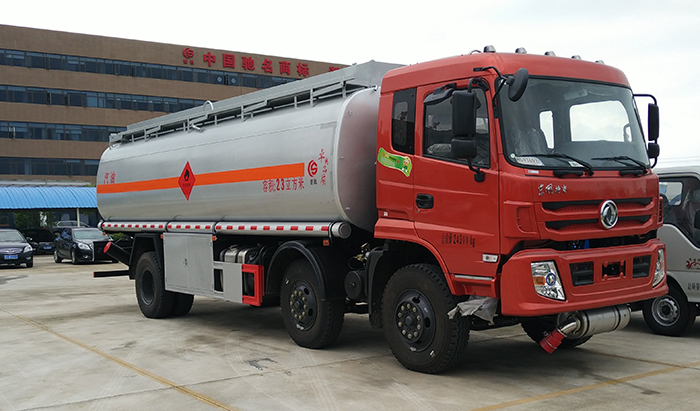 廠家直銷(xiāo)東風(fēng)多利卡5-8噸流動(dòng)加油車(chē)油罐車(chē) 歡迎電議 江淮國(guó)五油罐車(chē)
