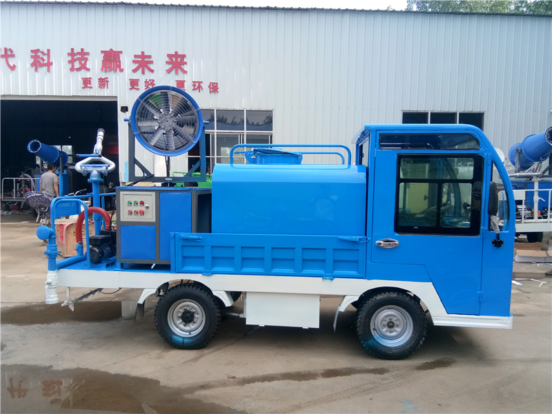 新一代多功能吸污車圖片