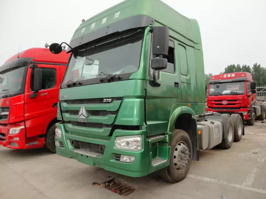 二手車(chē)豪沃A7半掛牽引車(chē)價(jià)格優(yōu)惠圖片/二手車(chē)豪沃A7半掛牽引車(chē)價(jià)格優(yōu)惠樣板圖 (2)