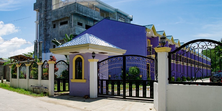 名榜教育CG1實(shí)行EOP政策的老牌度假型校園