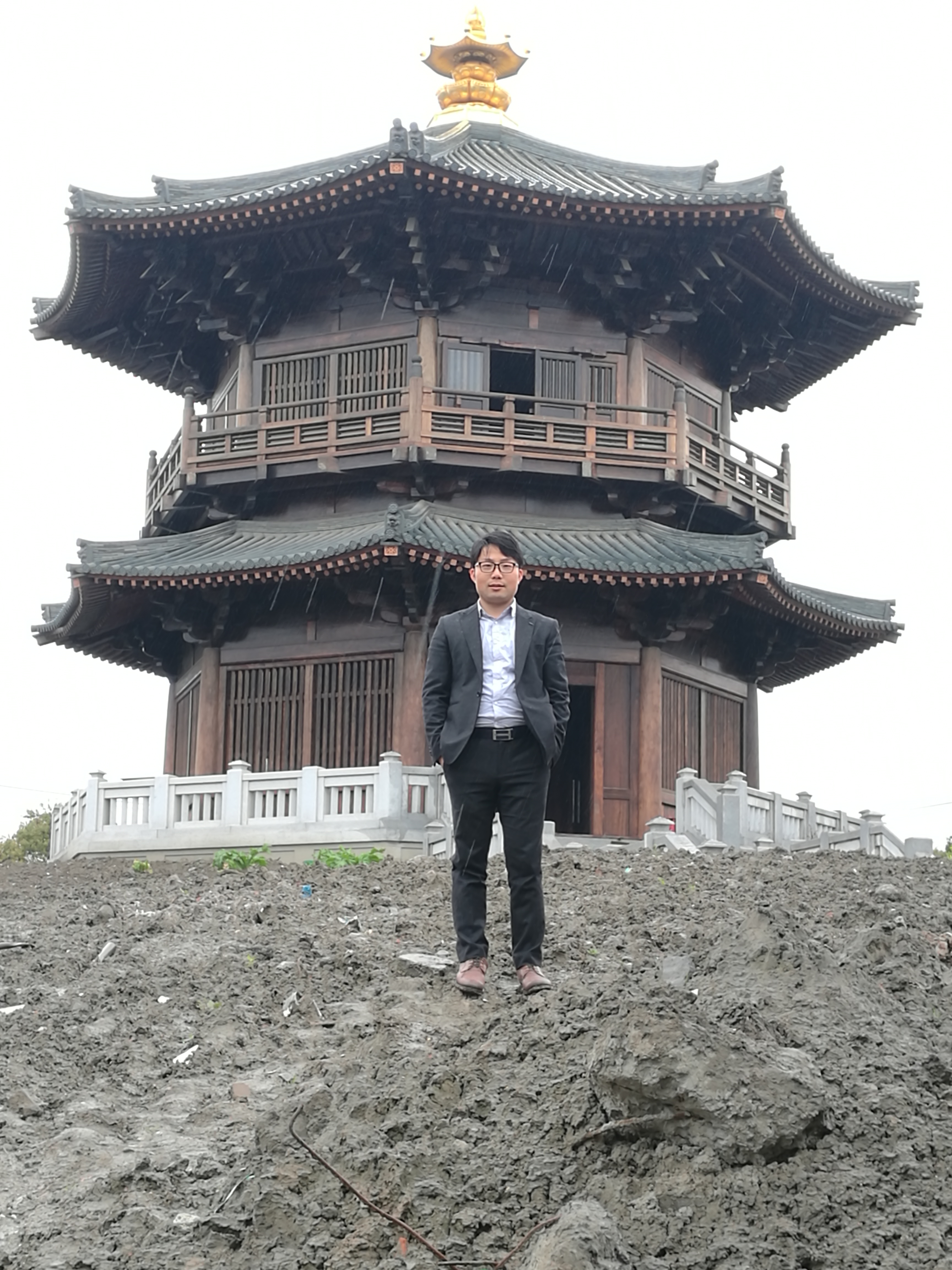 非洲菠蘿格古建筑屋頂?shù)燃?jí)