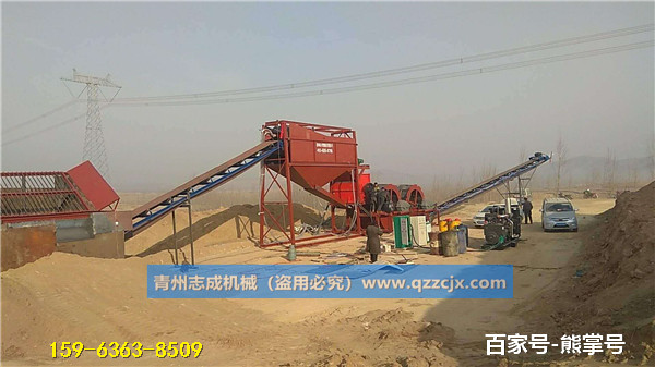 水洗砂移動(dòng)水洗設(shè)備圖片