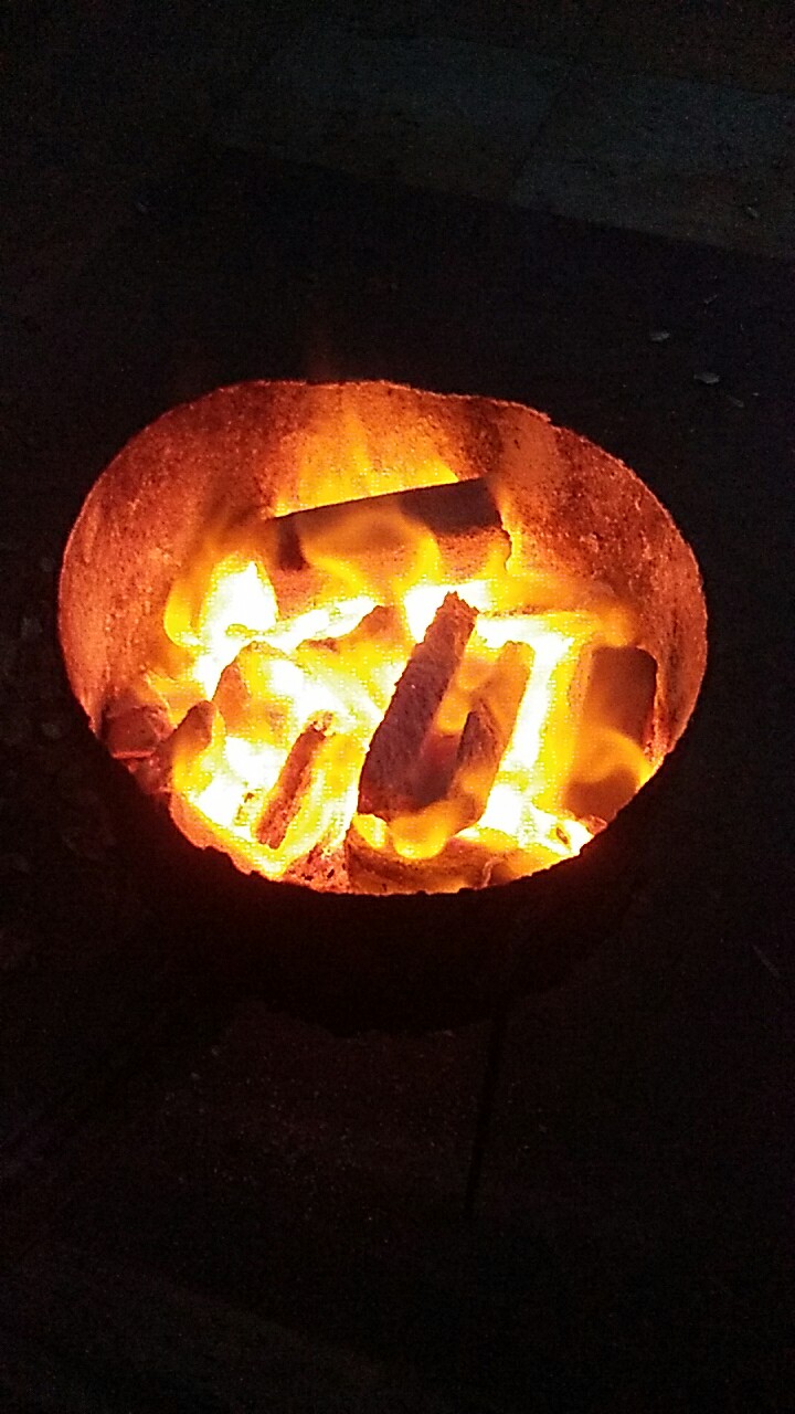 紅太陽(yáng)炭業(yè)長(zhǎng)期供應(yīng)機(jī)制木炭-取暖炭