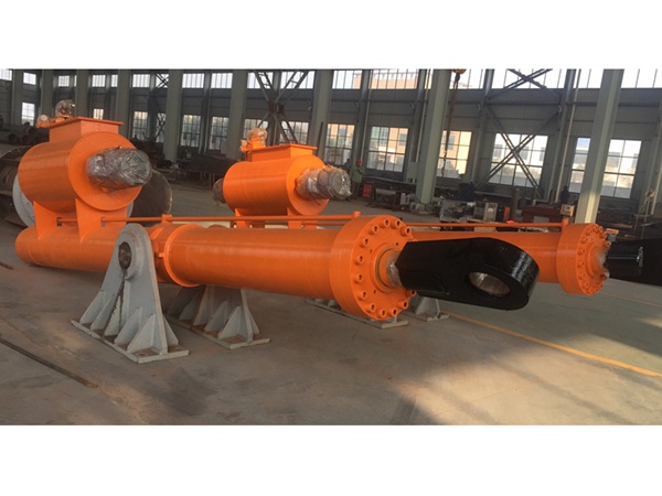 啟閉機(jī)圖片/啟閉機(jī)樣板圖 (2)