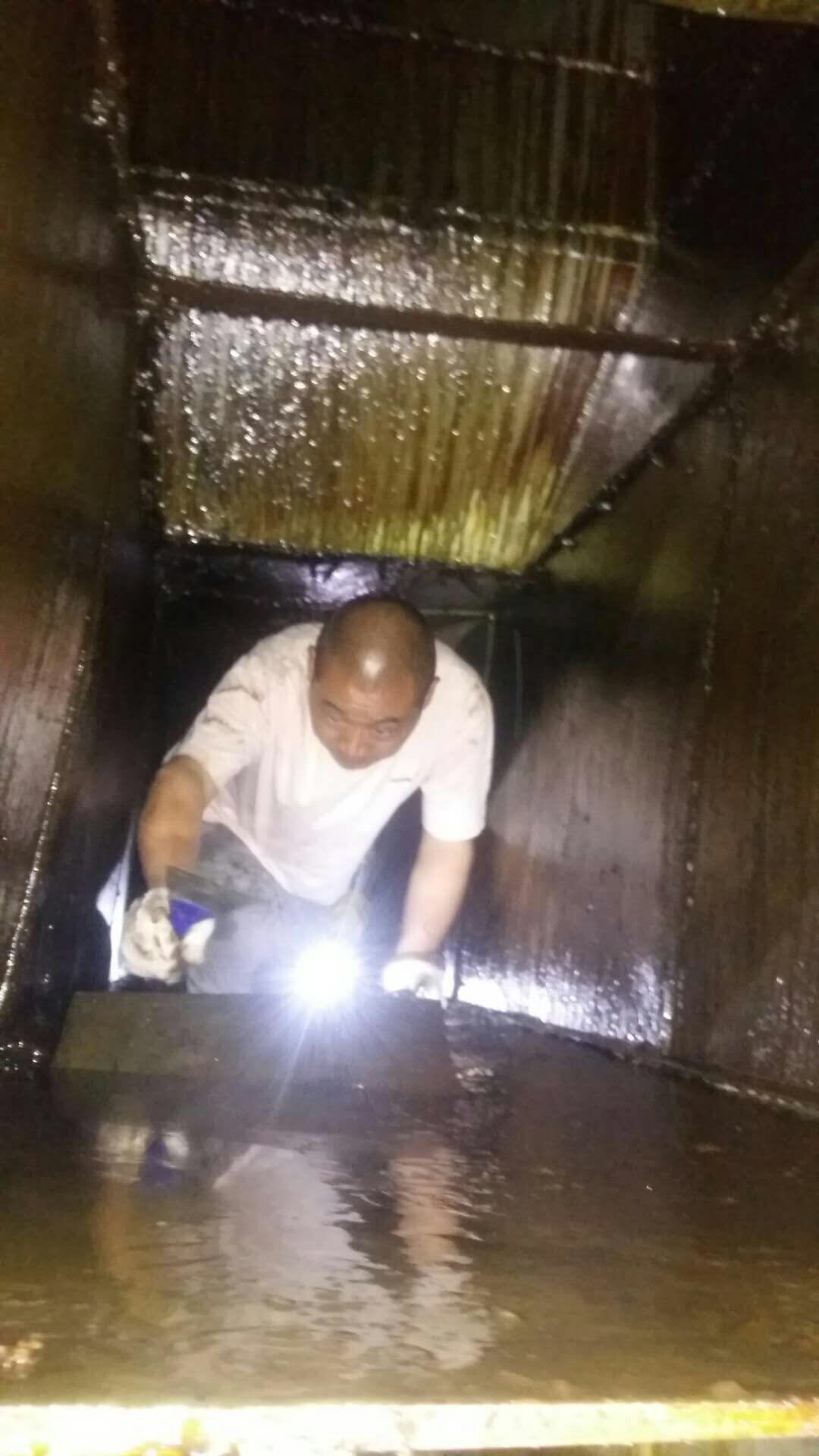 油煙管道清洗圖片/油煙管道清洗樣板圖 (2)