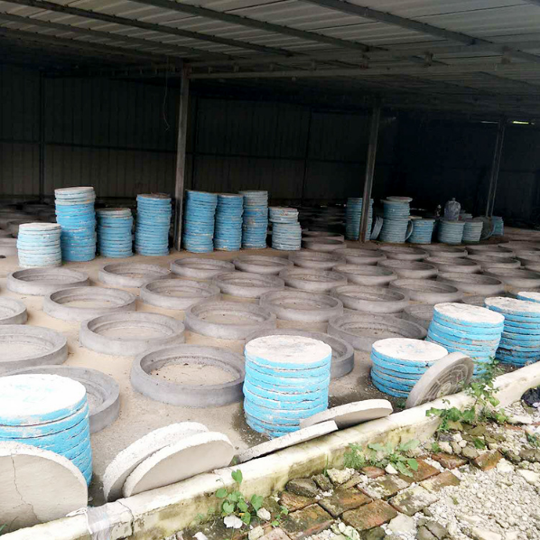 水泥井蓋 道路水泥井蓋定制 供應(yīng)水泥井蓋 水泥井蓋供應(yīng)商 直徑50水泥井蓋