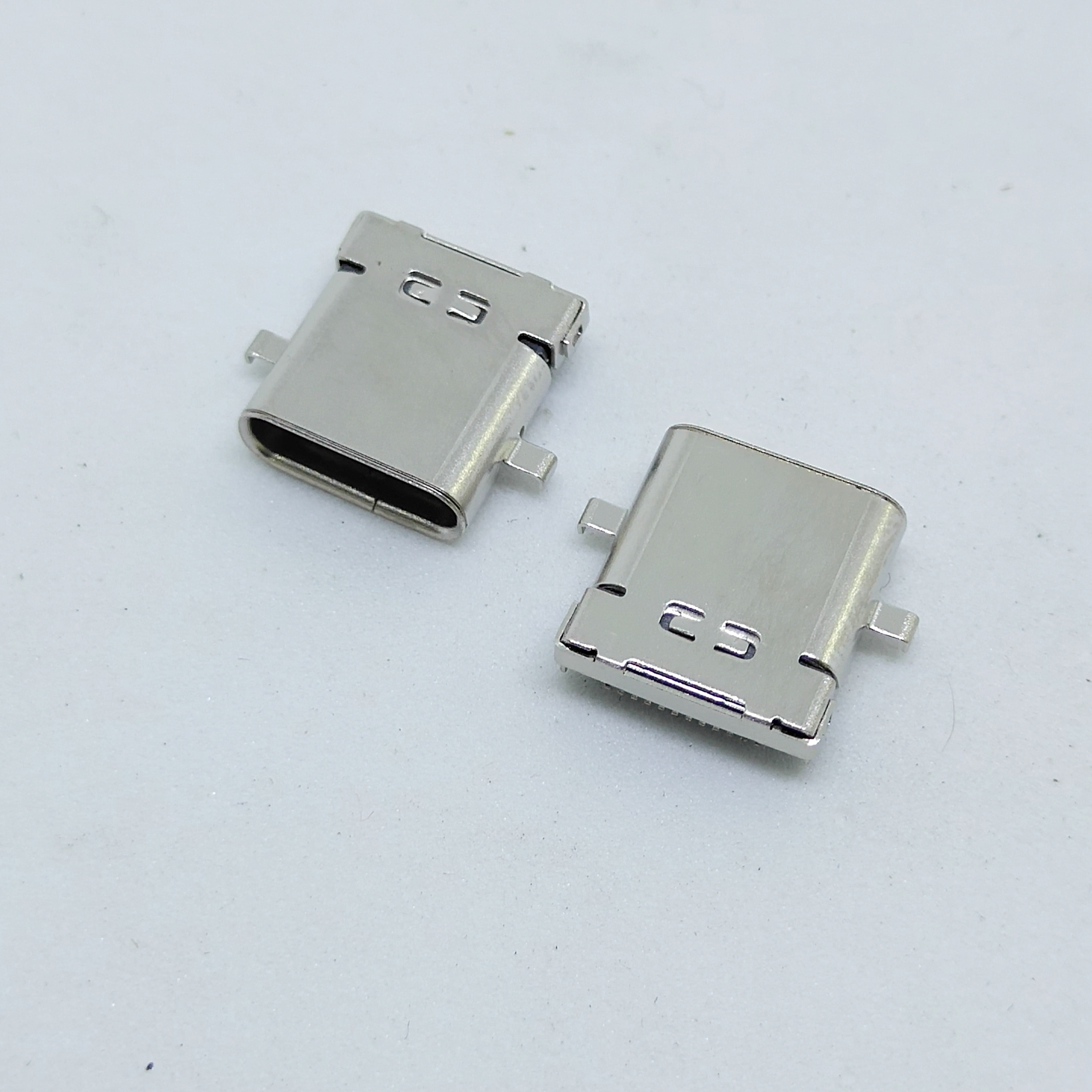 type-c沉板1.6連接器圖片