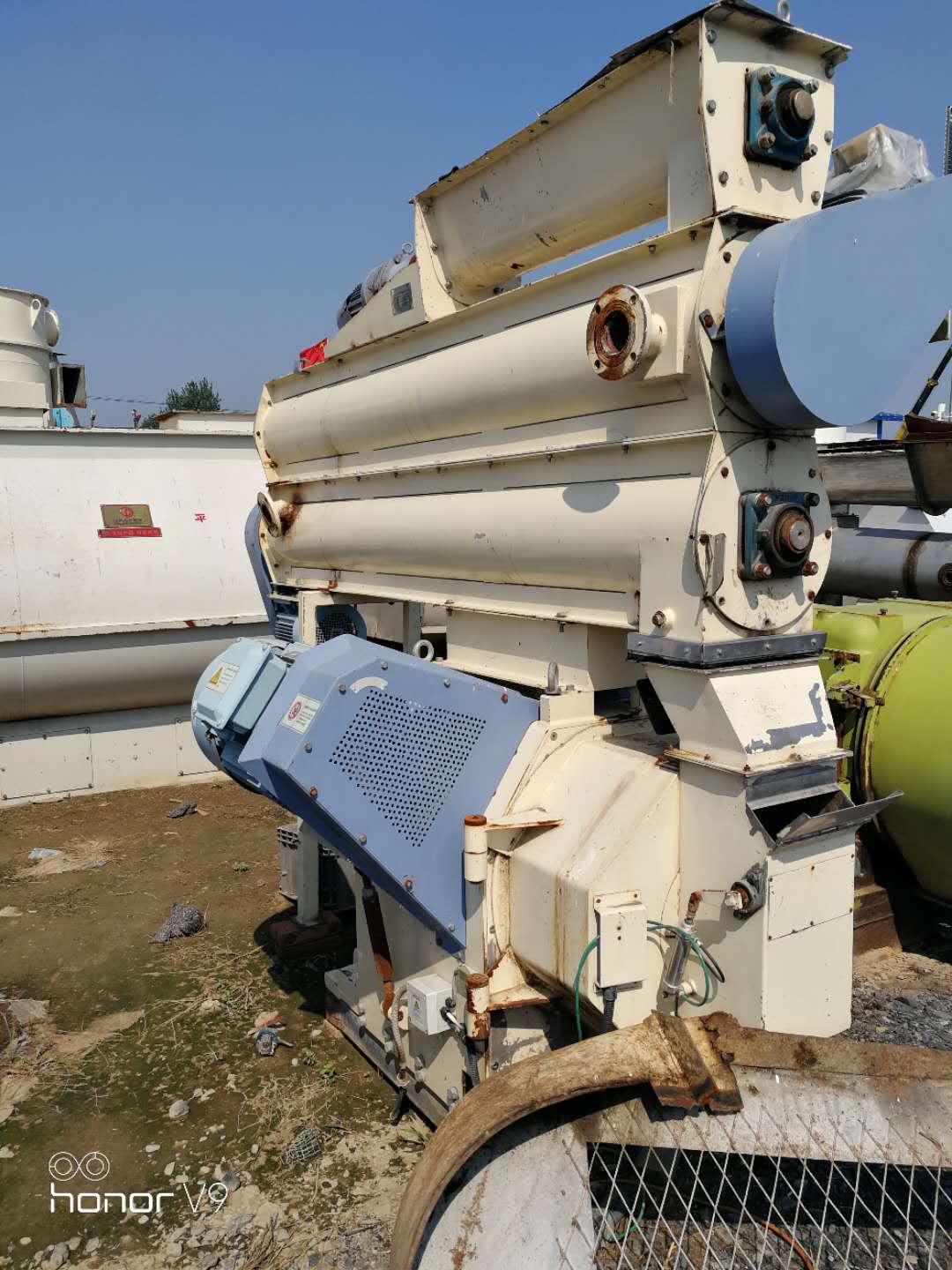 320飼料顆粒機(jī)圖片/320飼料顆粒機(jī)樣板圖 (1)