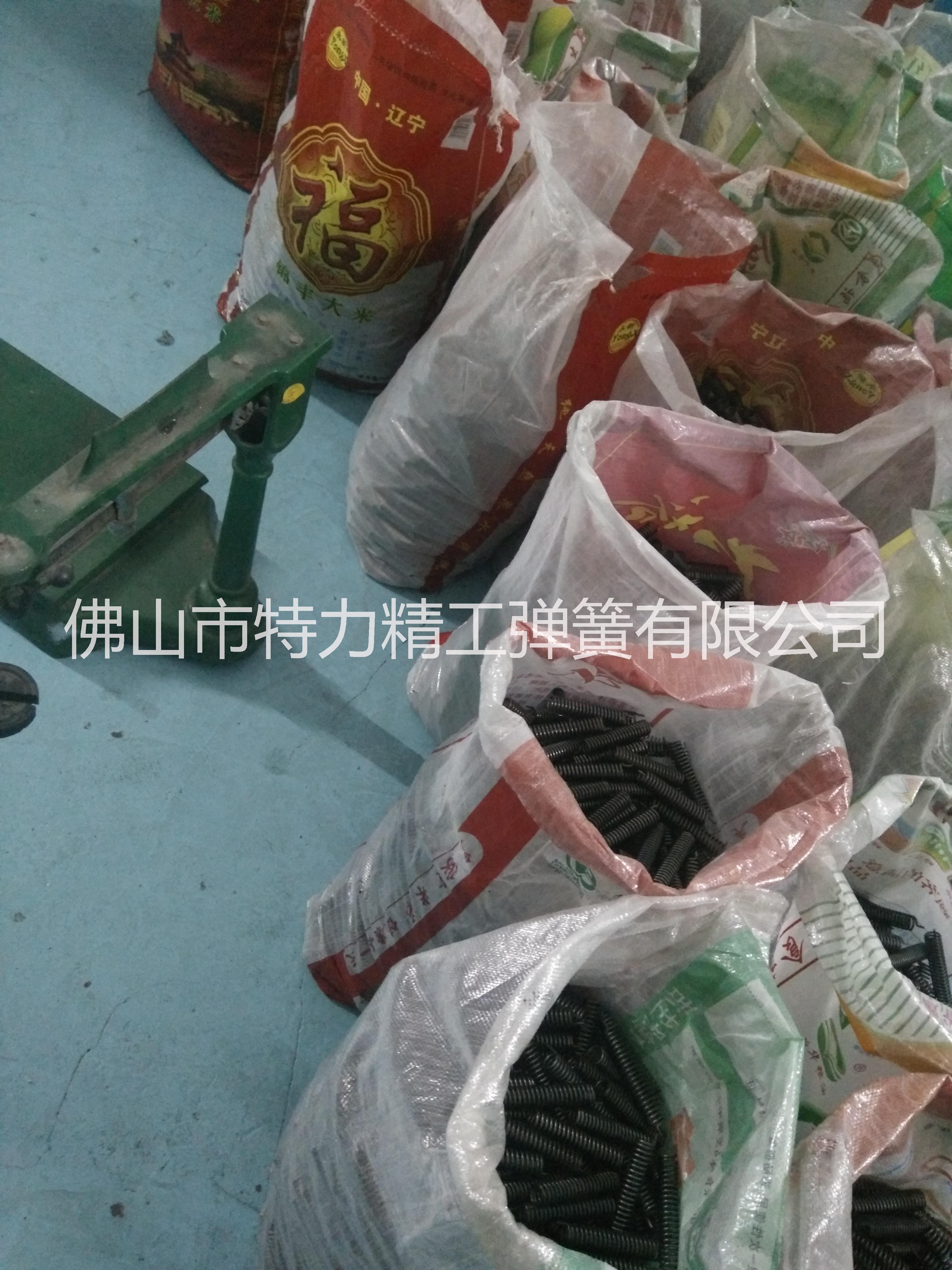 優(yōu)質(zhì)壓縮彈簧專業(yè)廠家生產(chǎn)五金彈簧圖片/優(yōu)質(zhì)壓縮彈簧專業(yè)廠家生產(chǎn)五金彈簧樣板圖 (3)