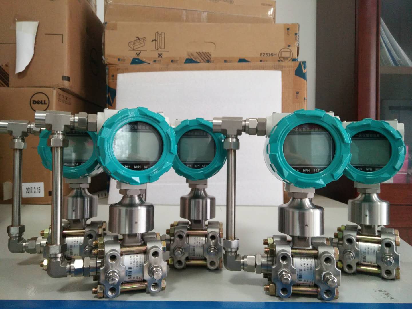 多參數(shù)變送器圖片/多參數(shù)變送器樣板圖 (1)