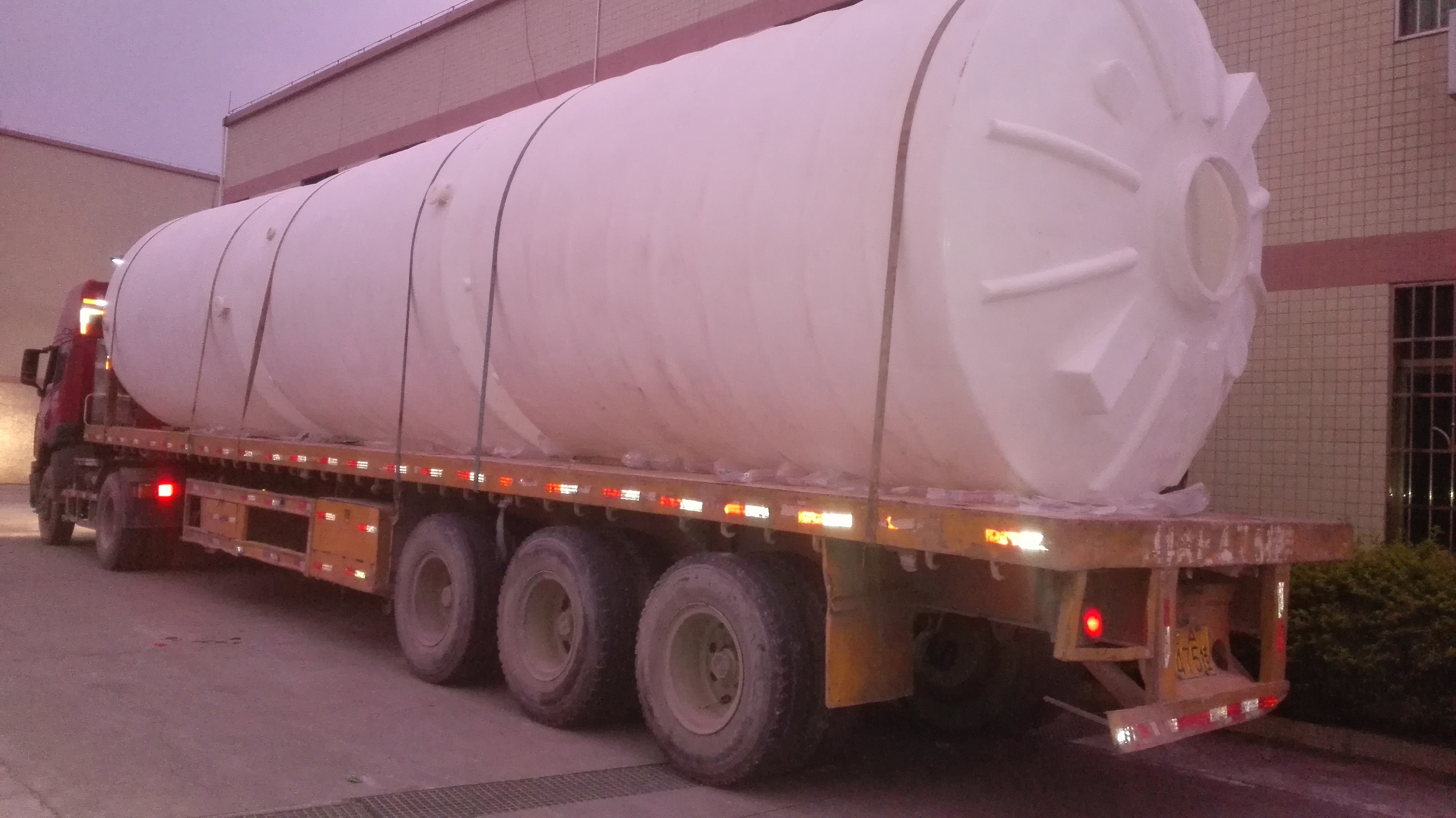 PE儲(chǔ)罐廠家圖片/PE儲(chǔ)罐廠家樣板圖 (4)