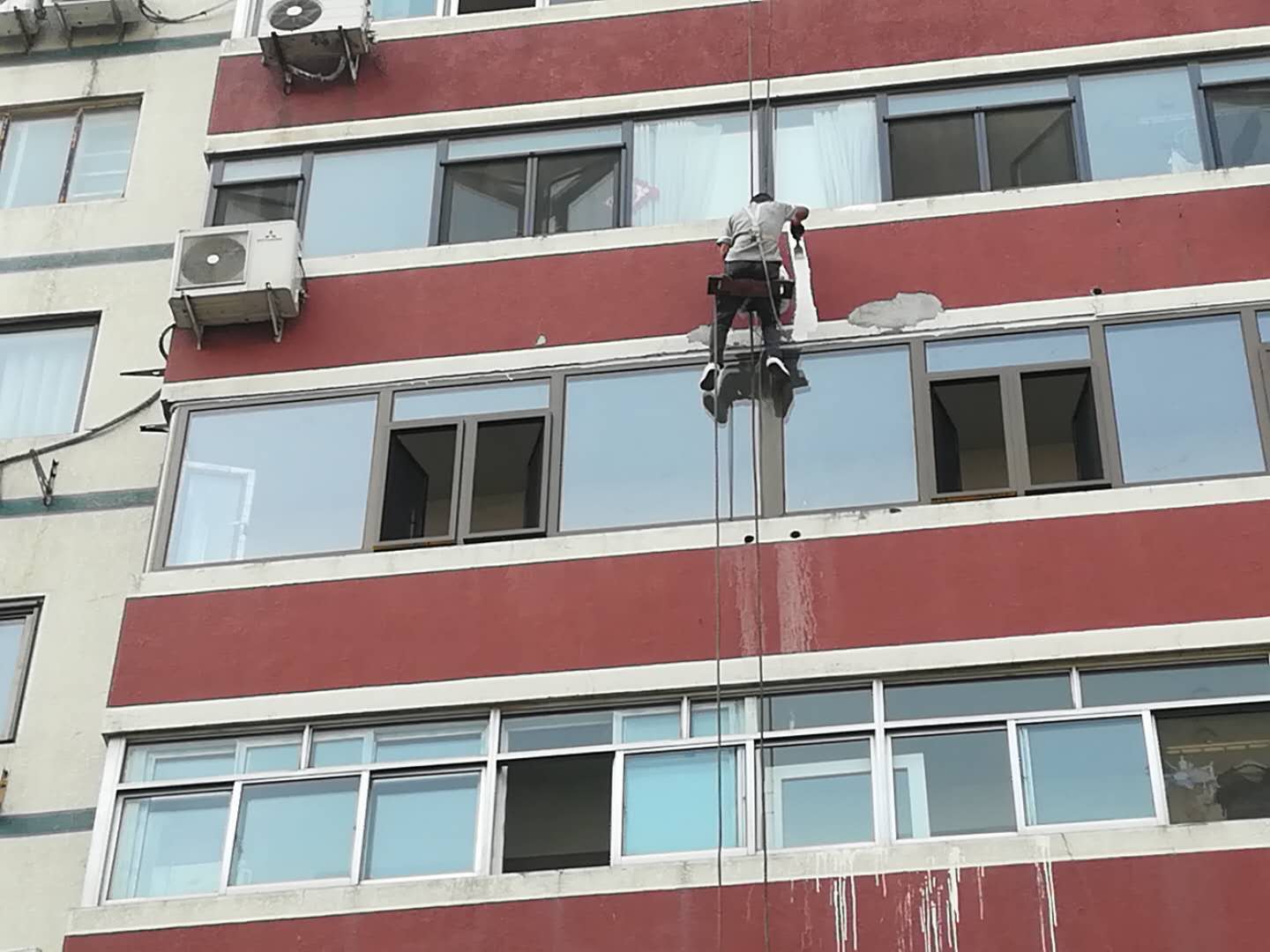 高空安装，高空加固，外墙排险，蜘蛛人施工快捷，价格便宜