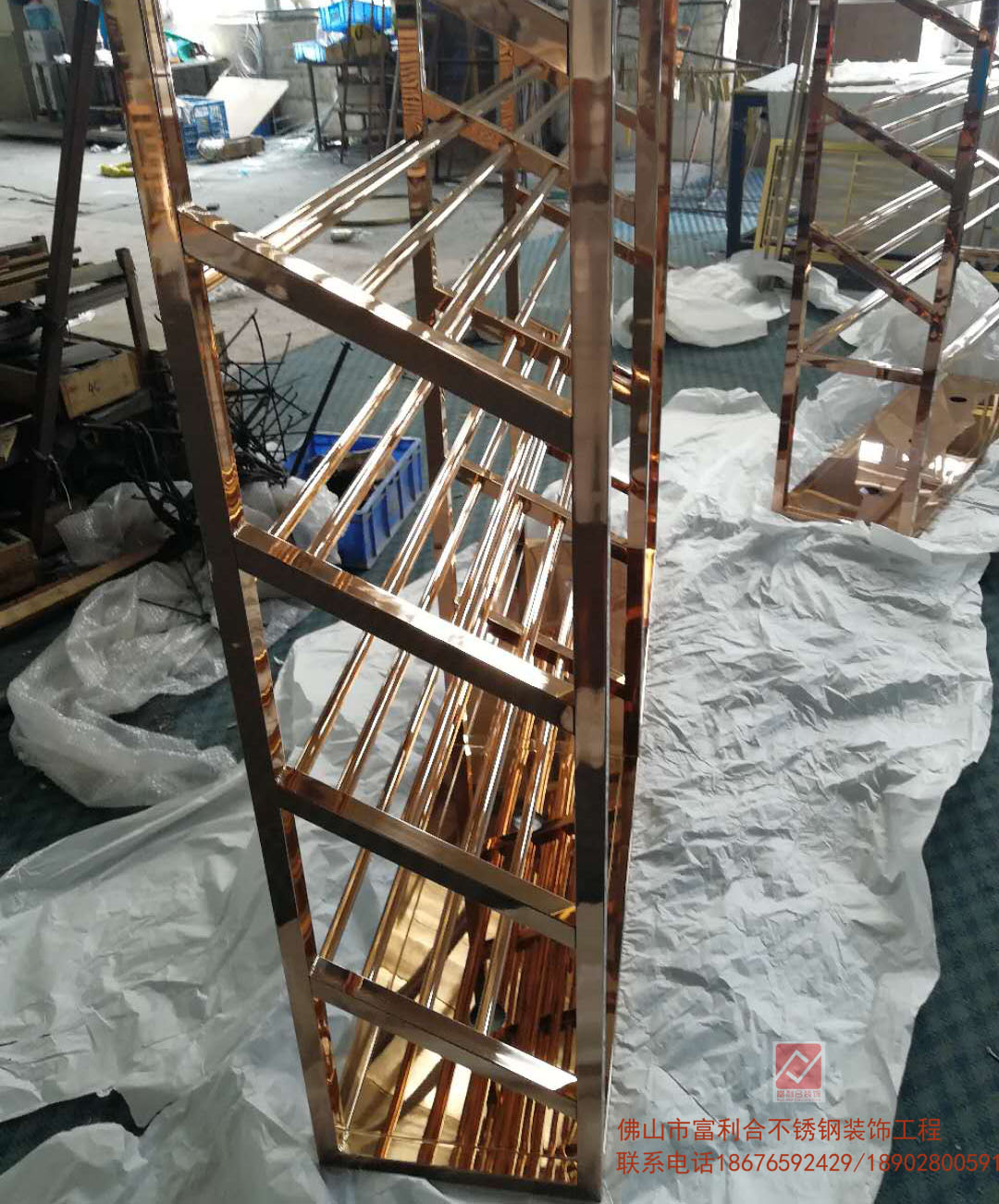 玫瑰金酒柜定做圖片/玫瑰金酒柜定做樣板圖 (3)