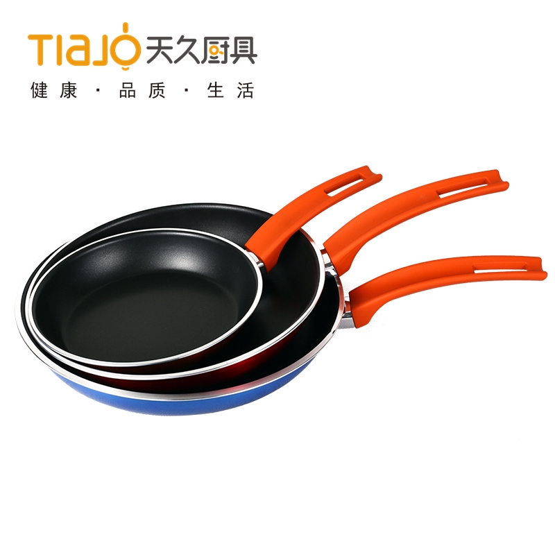 不粘鍋生產(chǎn)圖片/不粘鍋生產(chǎn)樣板圖 (2)