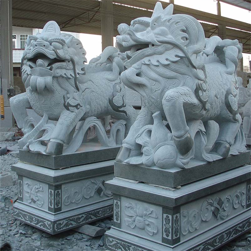 廠家供應(yīng)石雕麒麟一對(duì) 石雕動(dòng)物雕塑 庭院鎮(zhèn)宅招財(cái)青石麒麟