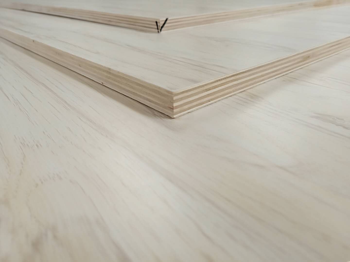 多層家具板桃花芯家具板批發(fā)圖片/多層家具板桃花芯家具板批發(fā)樣板圖 (4)