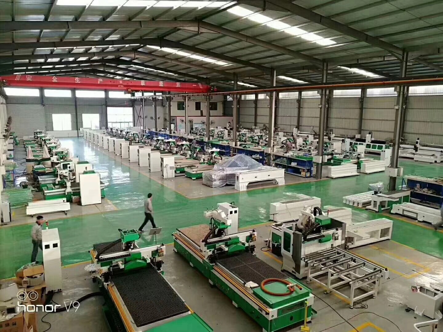 四工序開料機(jī)的優(yōu)缺點(diǎn) 品脈數(shù)控四工序開料機(jī)