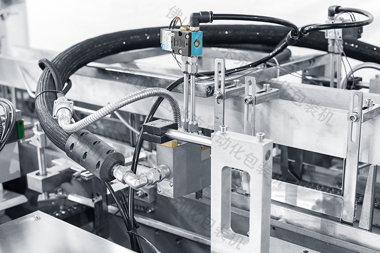 裝盒機(jī)圖片/裝盒機(jī)樣板圖 (2)