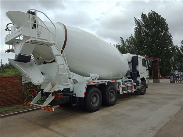 2方攪拌車圖片/2方攪拌車樣板圖 (2)