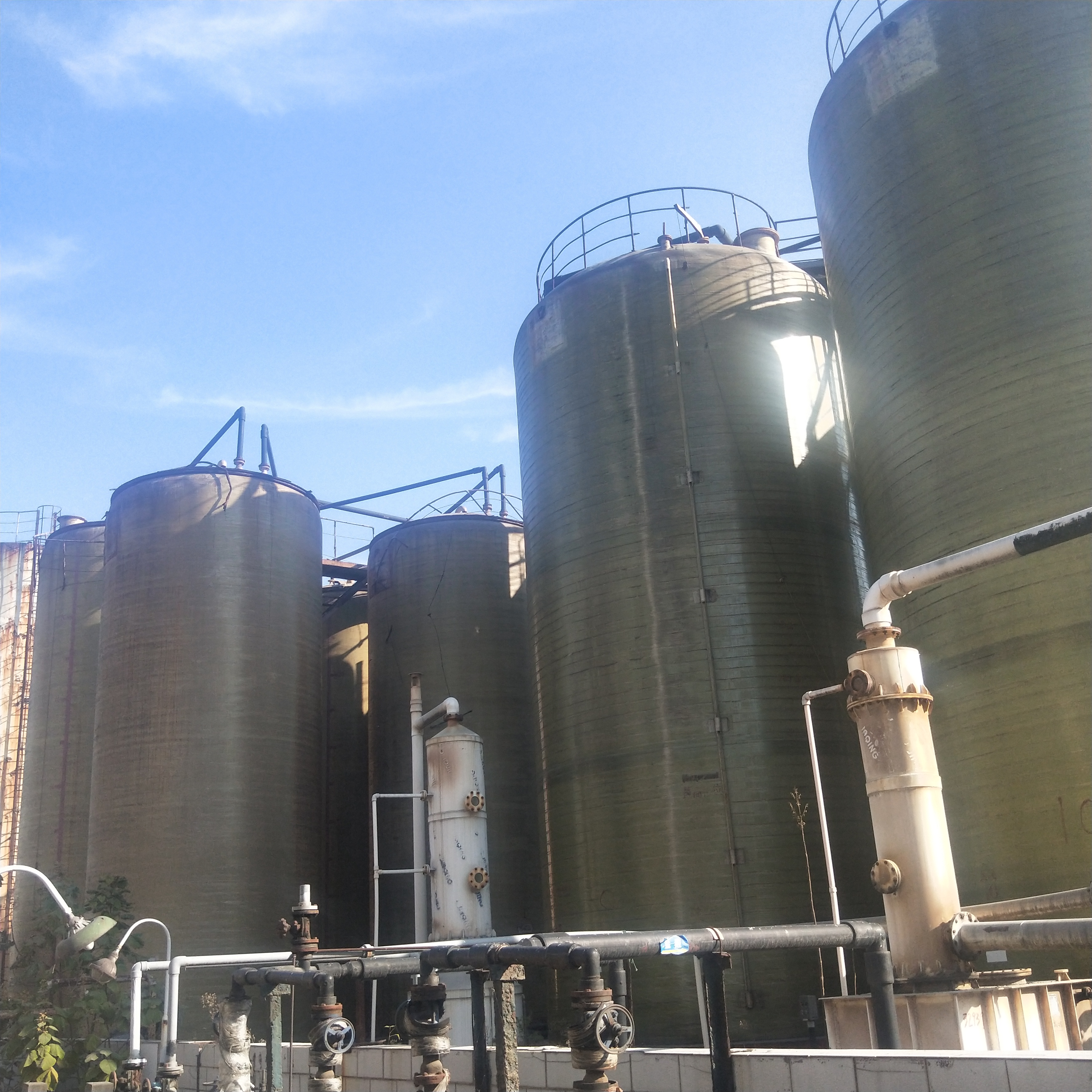 玻璃鋼儲(chǔ)罐圖片/玻璃鋼儲(chǔ)罐樣板圖 (3)