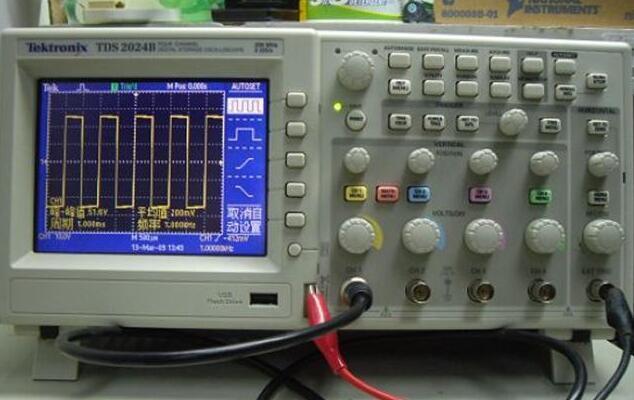 TDS2024B示波器图片