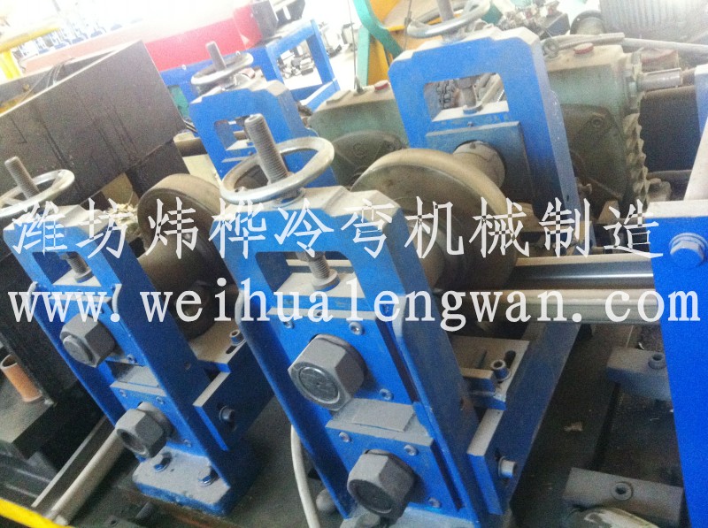 汽車防撞圖片/汽車防撞樣板圖 (4)