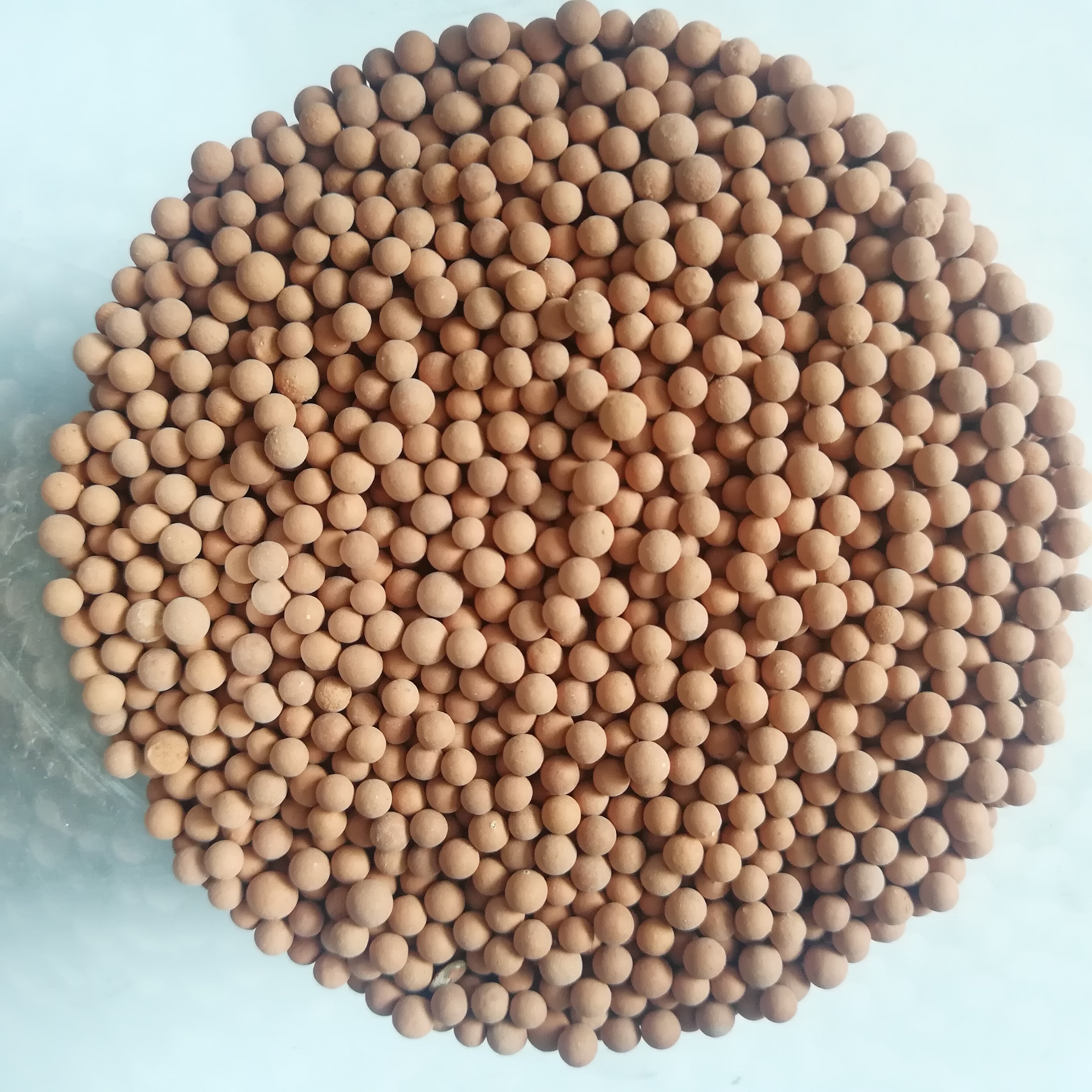 供應(yīng)花灑飲水機(jī)用顆粒 凈化水質(zhì)軟化水用麥飯石陶瓷顆粒 麥飯石球 麥飯石陶瓷球