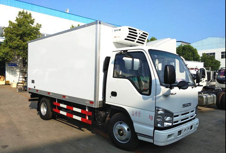 五十鈴藍(lán)牌冷藏車  4.2米冷藏車車中*
