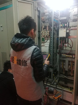 青島FANUCai系列主軸伺服驅(qū)圖片/青島FANUCai系列主軸伺服驅(qū)樣板圖 (4)