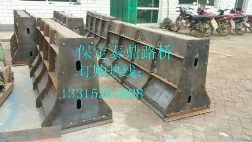 隔離墩鋼模具工業(yè)技術/隔離墩鋼模具實地專業(yè)廠家