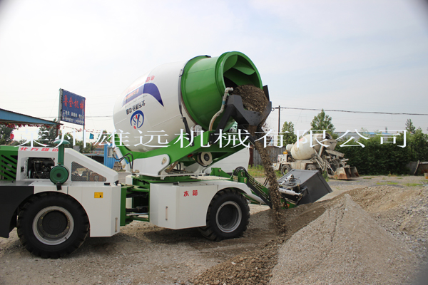 1.6方自動(dòng)上料攪拌車工廠直銷圖片/1.6方自動(dòng)上料攪拌車工廠直銷樣板圖 (2)