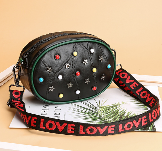 河北拼接鉚釘包 拼接鉚釘包 拼接鉚釘包價格 拼接鉚釘包直銷 拼接鉚釘包廠家直銷 拼接鉚釘包供應(yīng)商