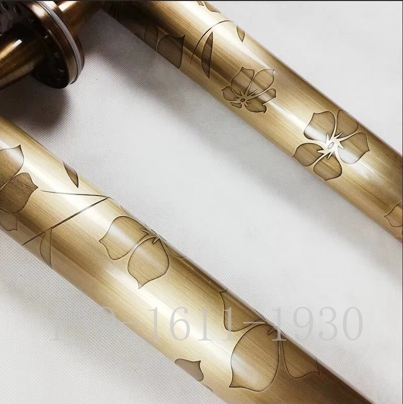 酒店玻璃大門(mén)帶框不銹鋼青古銅拉手圖片/酒店玻璃大門(mén)帶框不銹鋼青古銅拉手樣板圖 (4)