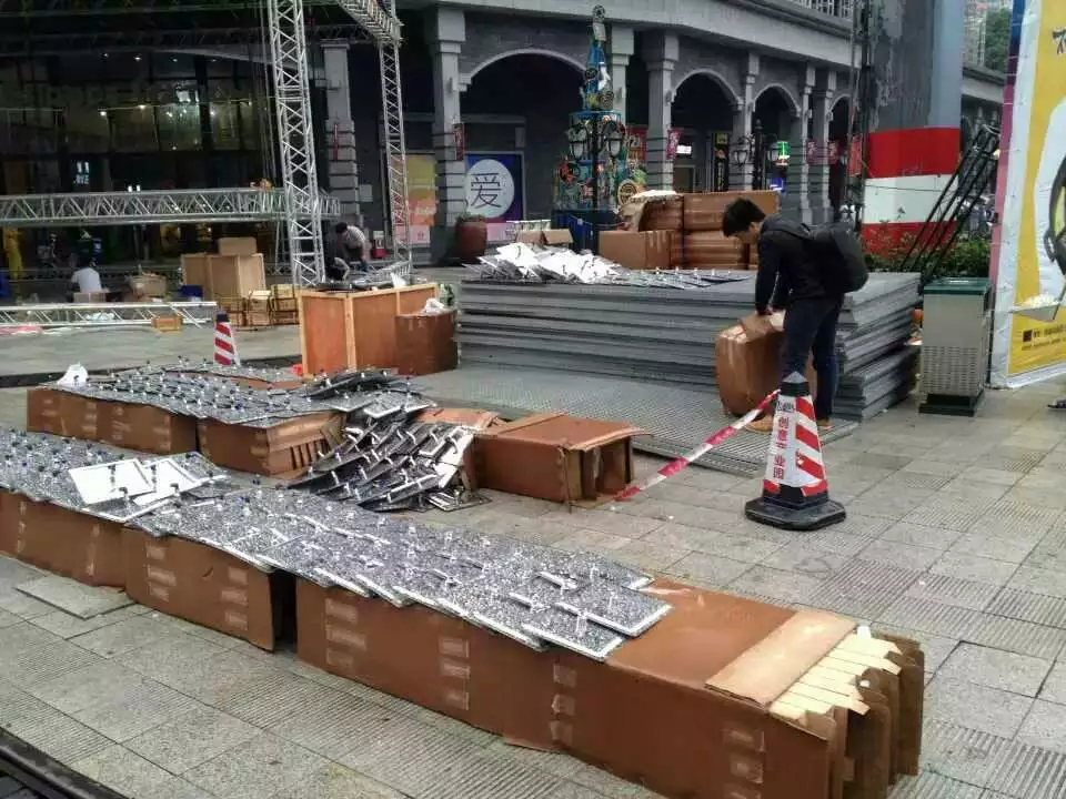 郑州市浪漫雨屋出租 雨屋出租价格厂家浪漫雨屋出租 雨屋出租价格 梦幻雨屋出租出售 机械大象租赁 暖场道具雨屋出租