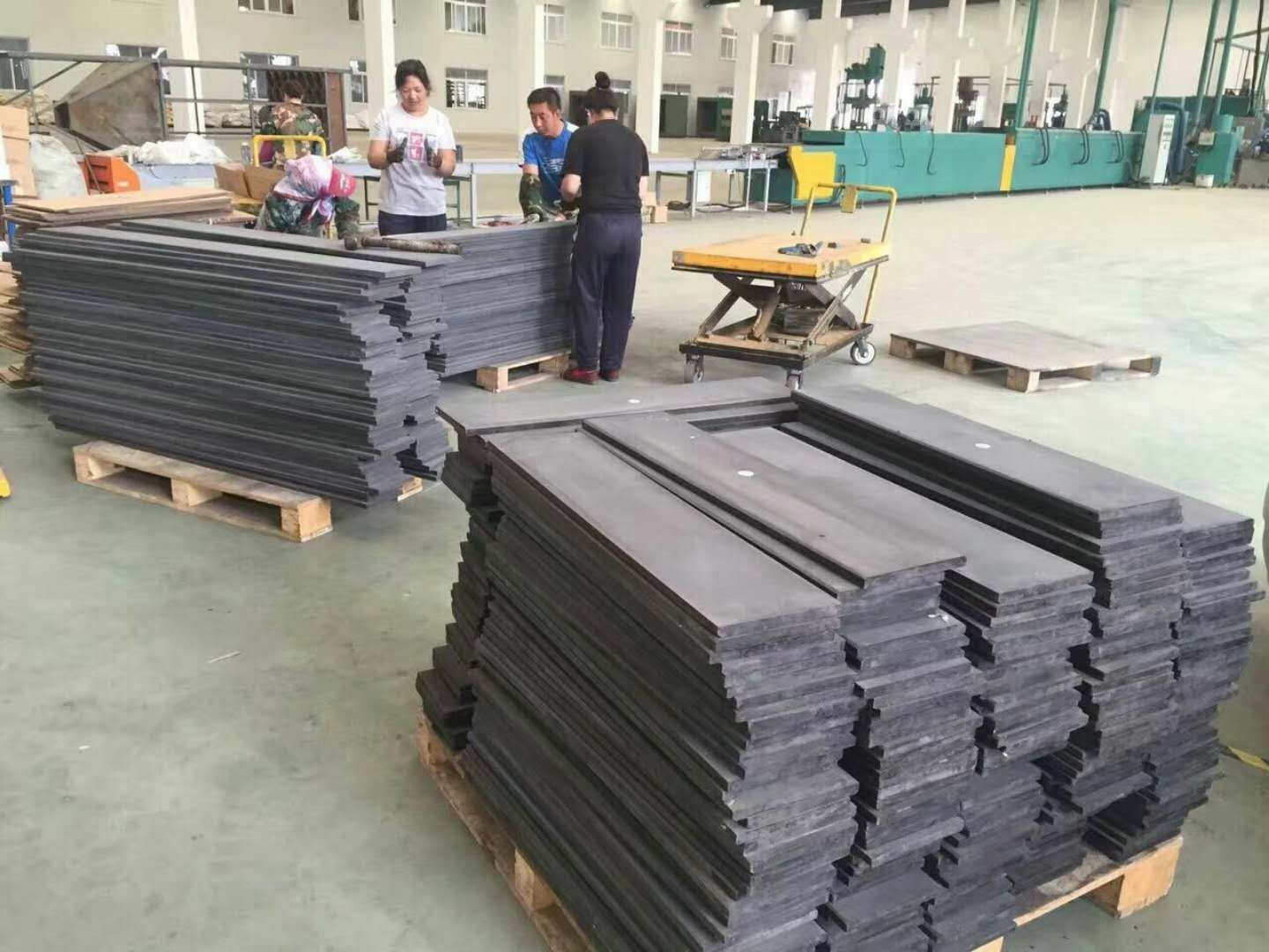 好質(zhì)量搗固機摩擦板、河南摩擦板圖片/好質(zhì)量搗固機摩擦板、河南摩擦板樣板圖 (4)