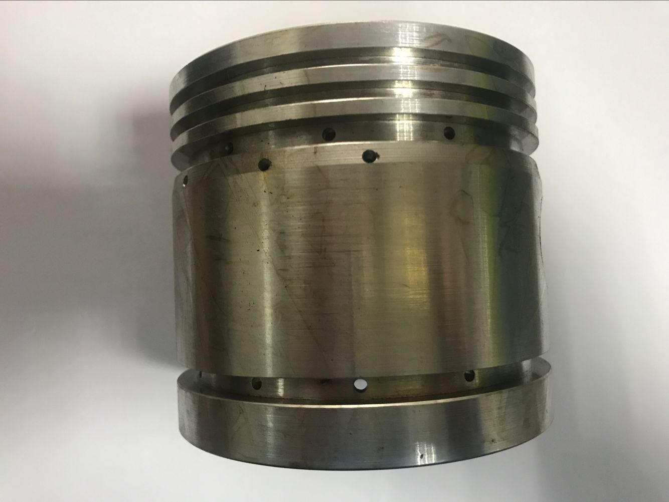 工廠直銷 加工定制 東風(fēng)康明斯6L活塞 多款型號活塞定制