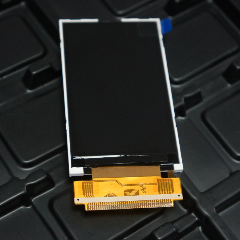 3.0寸IPS液晶顯示屏