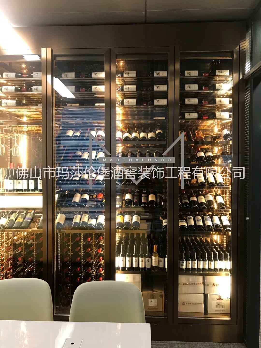 不銹鋼恒溫酒柜以下特點圖片