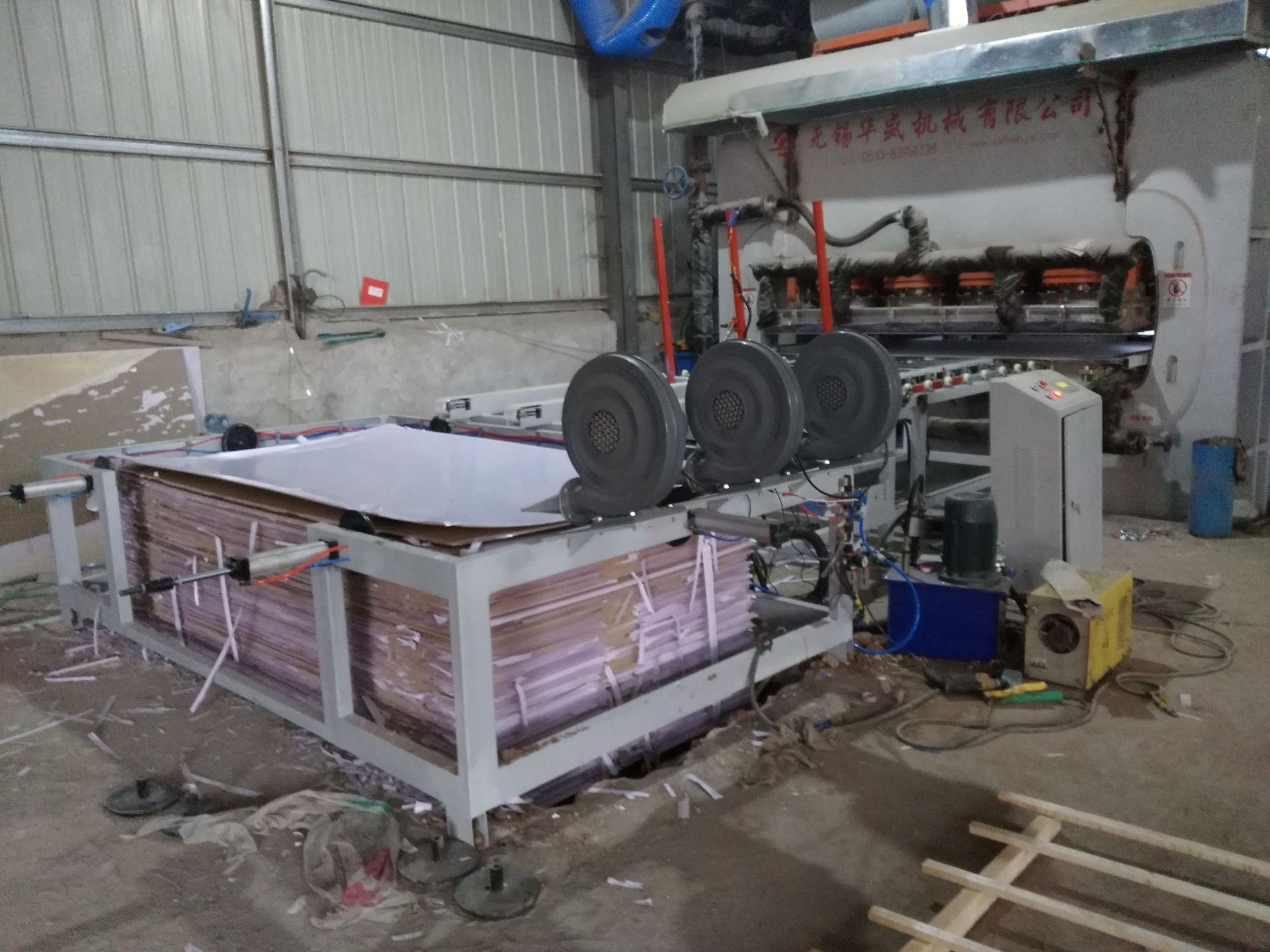 全自動(dòng)熱壓機(jī)機(jī)械*