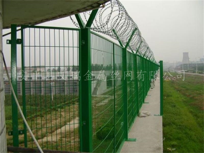 拘留所外圍隔離網(wǎng)價格-勞教所外圍隔離網(wǎng)批發(fā)-監(jiān)獄隔離網(wǎng)規(guī)格