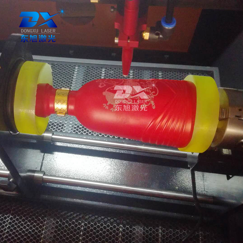 東旭專業(yè)級酒包裝激光雕刻機(jī)圖片/東旭專業(yè)級酒包裝激光雕刻機(jī)樣板圖 (1)