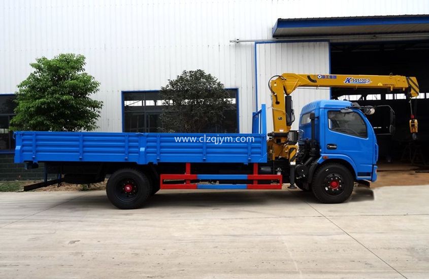 東風(fēng)多利卡隨車吊圖片/東風(fēng)多利卡隨車吊樣板圖 (2)