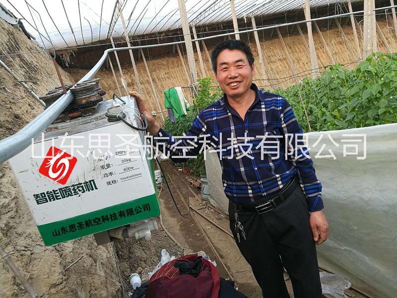 大棚噴藥圖片/大棚噴藥樣板圖 (2)