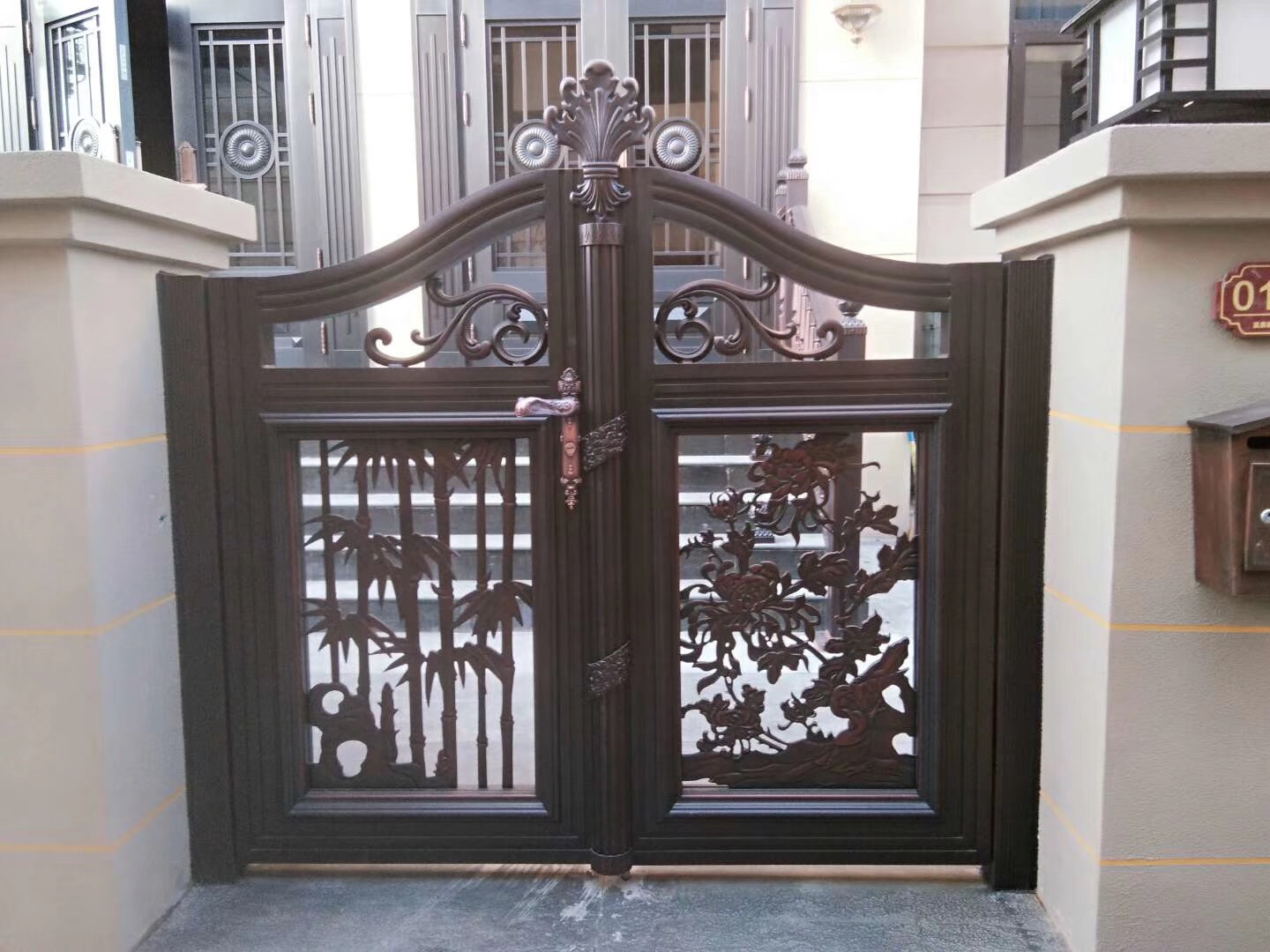 山東鋁藝庭院大門圖片/山東鋁藝庭院大門樣板圖 (2)